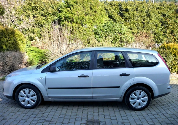 Ford Focus cena 7900 przebieg: 228000, rok produkcji 2005 z Września małe 742